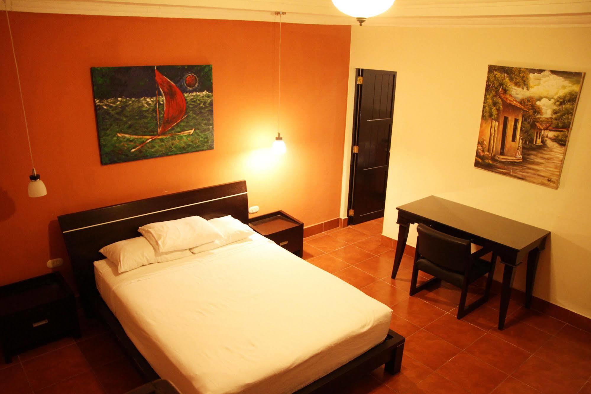 Hotel Los Altos Estelí מראה חיצוני תמונה
