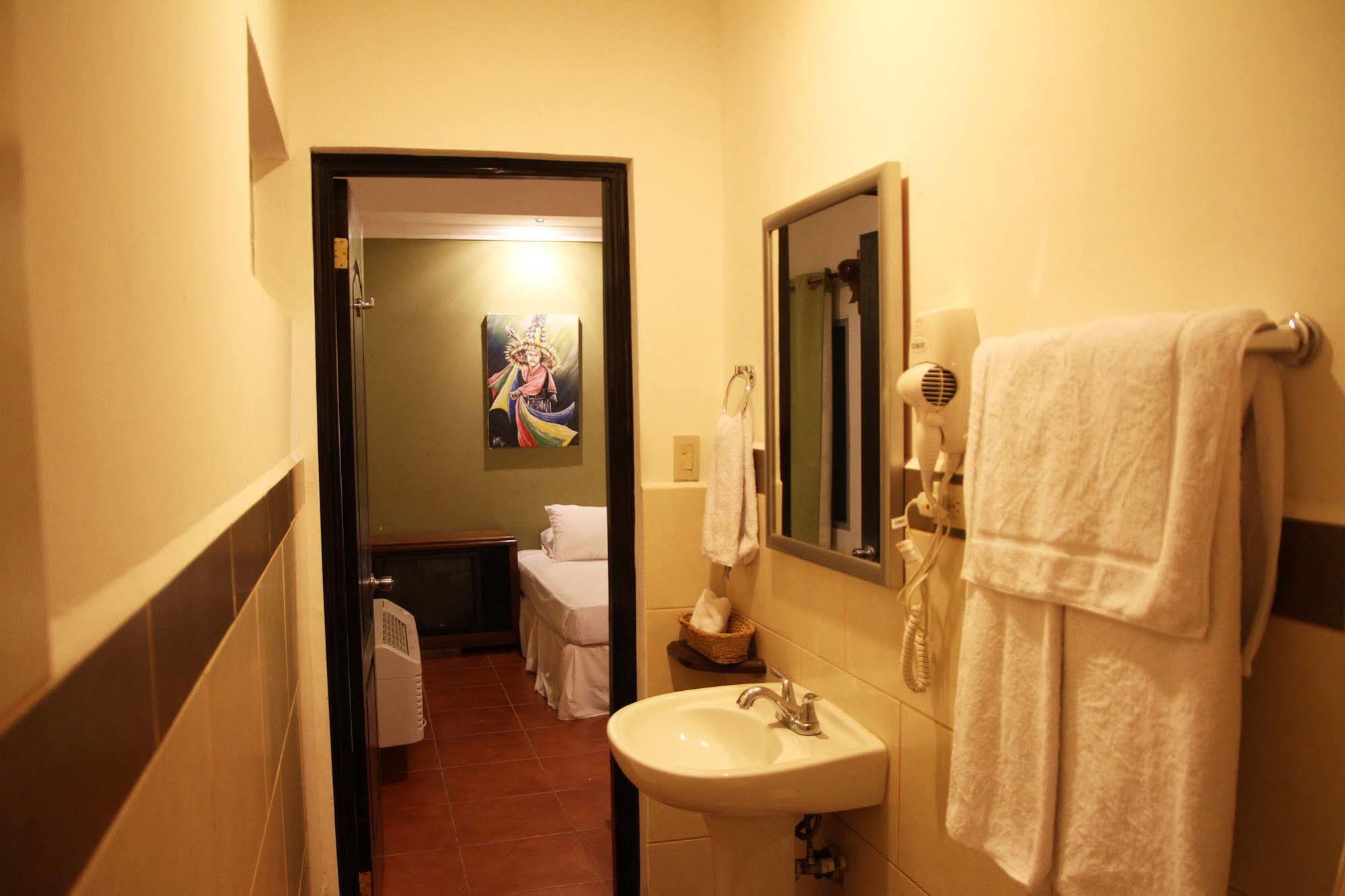 Hotel Los Altos Estelí מראה חיצוני תמונה
